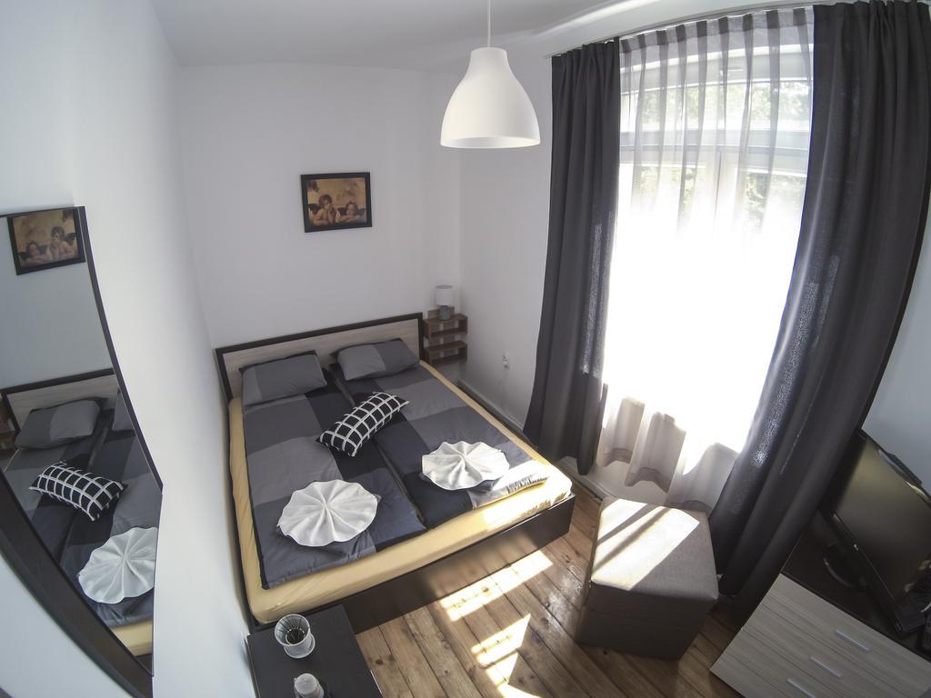 Graf Ignatiev - 3Br Apart Sofia Ngoại thất bức ảnh